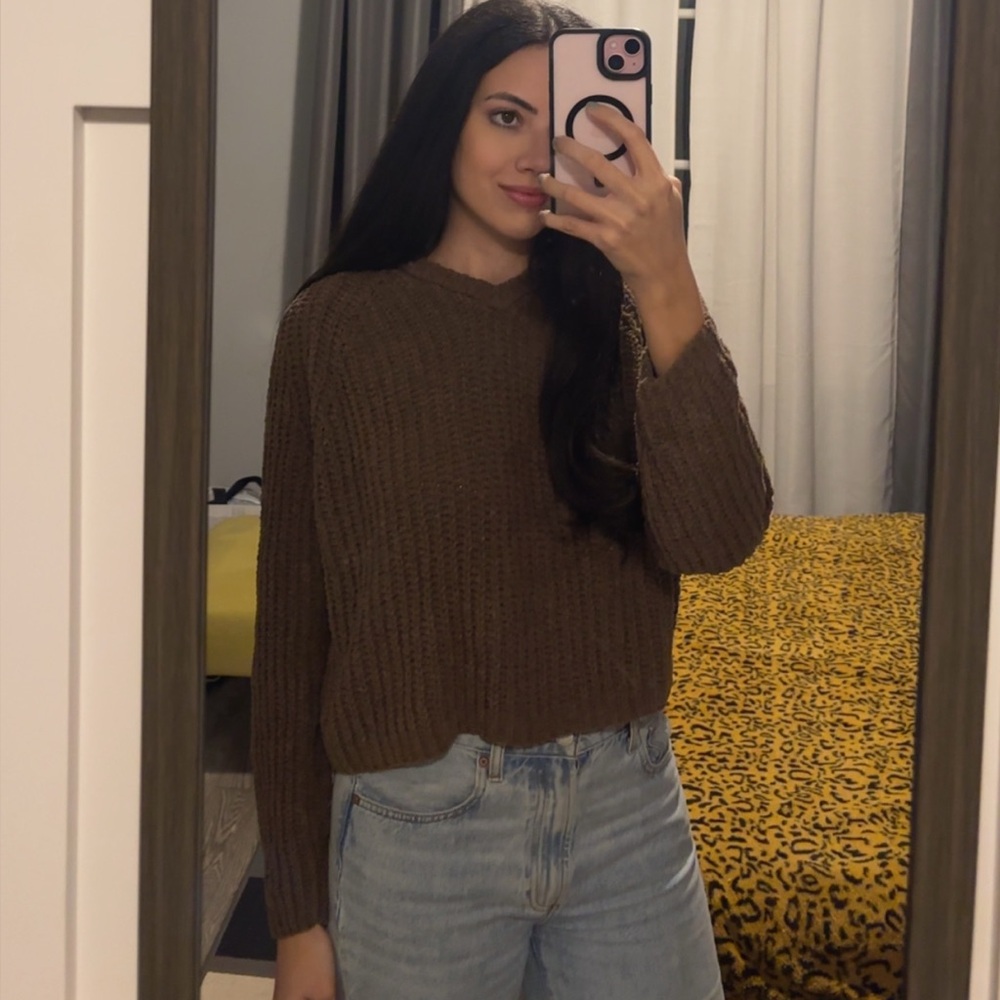 Teddy Sweater🤎✨ - Picture 5 of 5